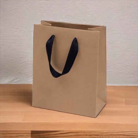 Turning Over a New Leaf: The Rise of Paper Bags in Sustainable Packaging
